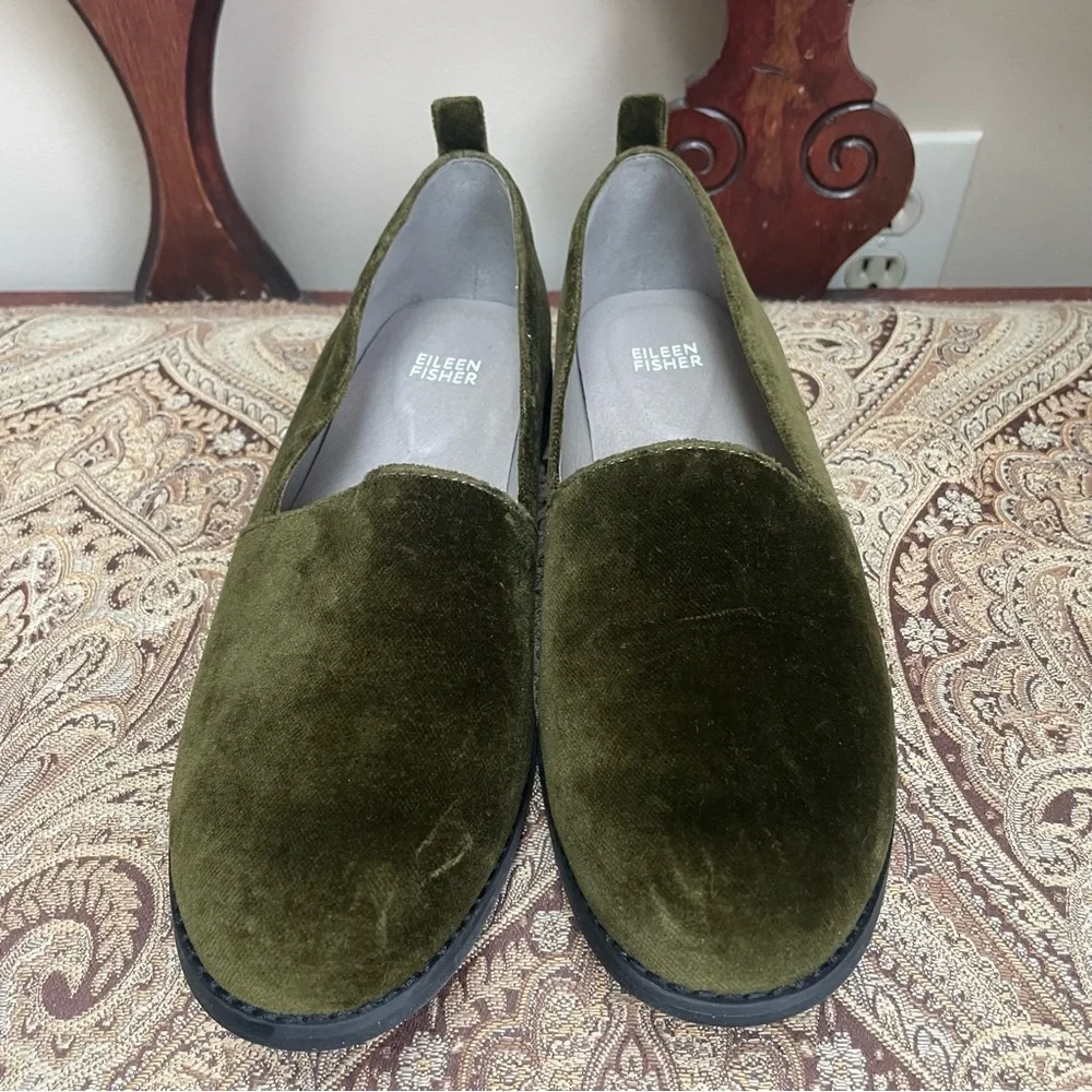 Eileen Fisher Demi Velvet Slip On Loafers Olive Green Round Toe Shoes Size 8.5 - Picture 6 of 10